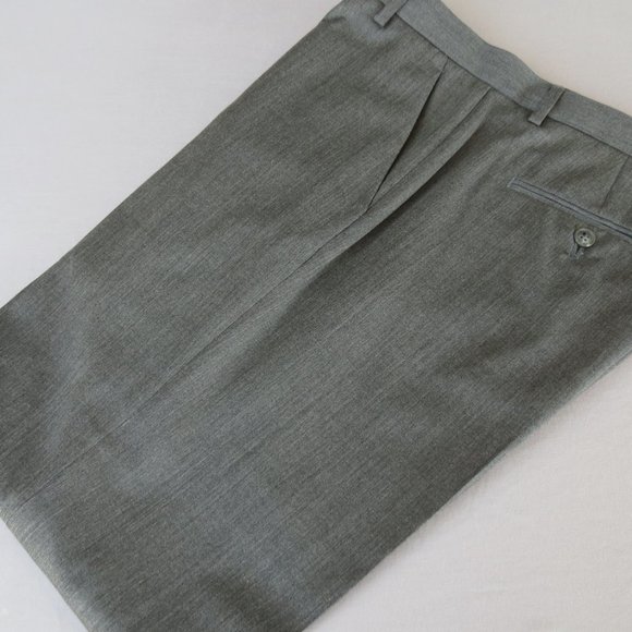 Calvin Klein Men's Suit separates, Light Gray. Jacket and Pants. - Picture 5 of 8